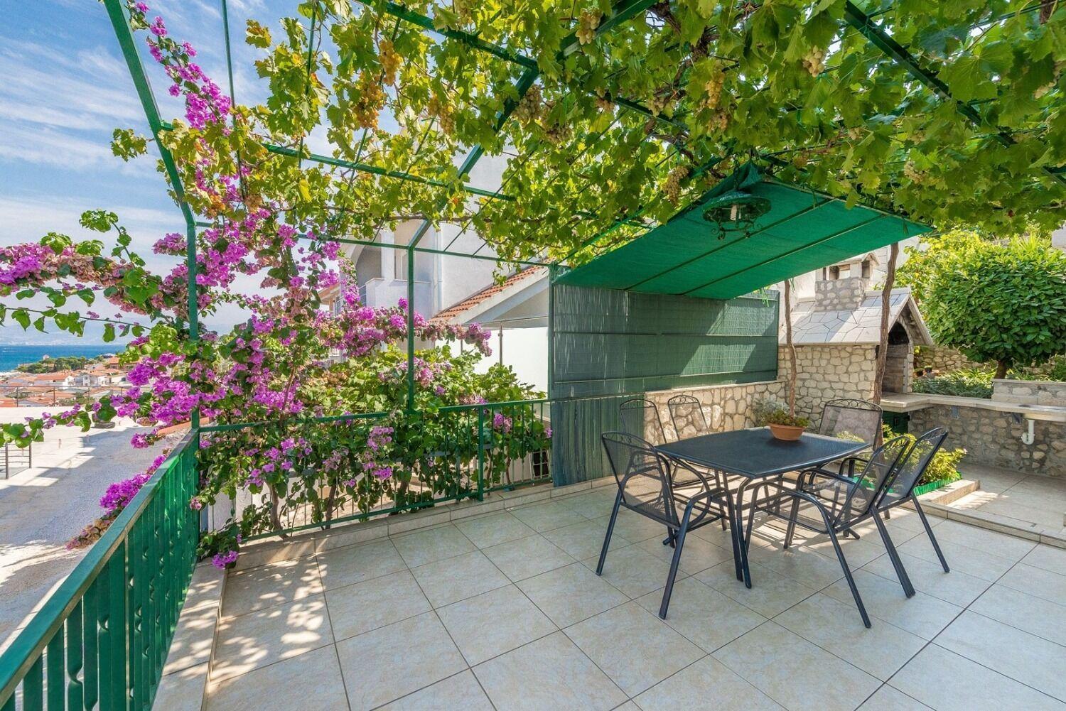 Apartment Bubi Trogir Exteriör bild